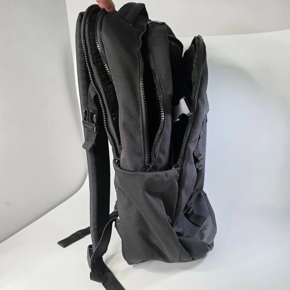 PUMA Range Backpack w Padded Straps Laptop Sleeve & Luggage Strap Black One Size